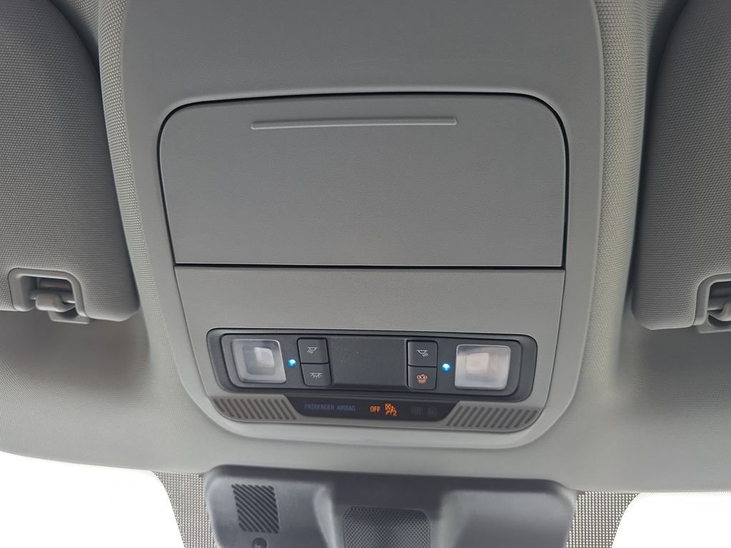 Used 2025 Silver Ford XLT image 28