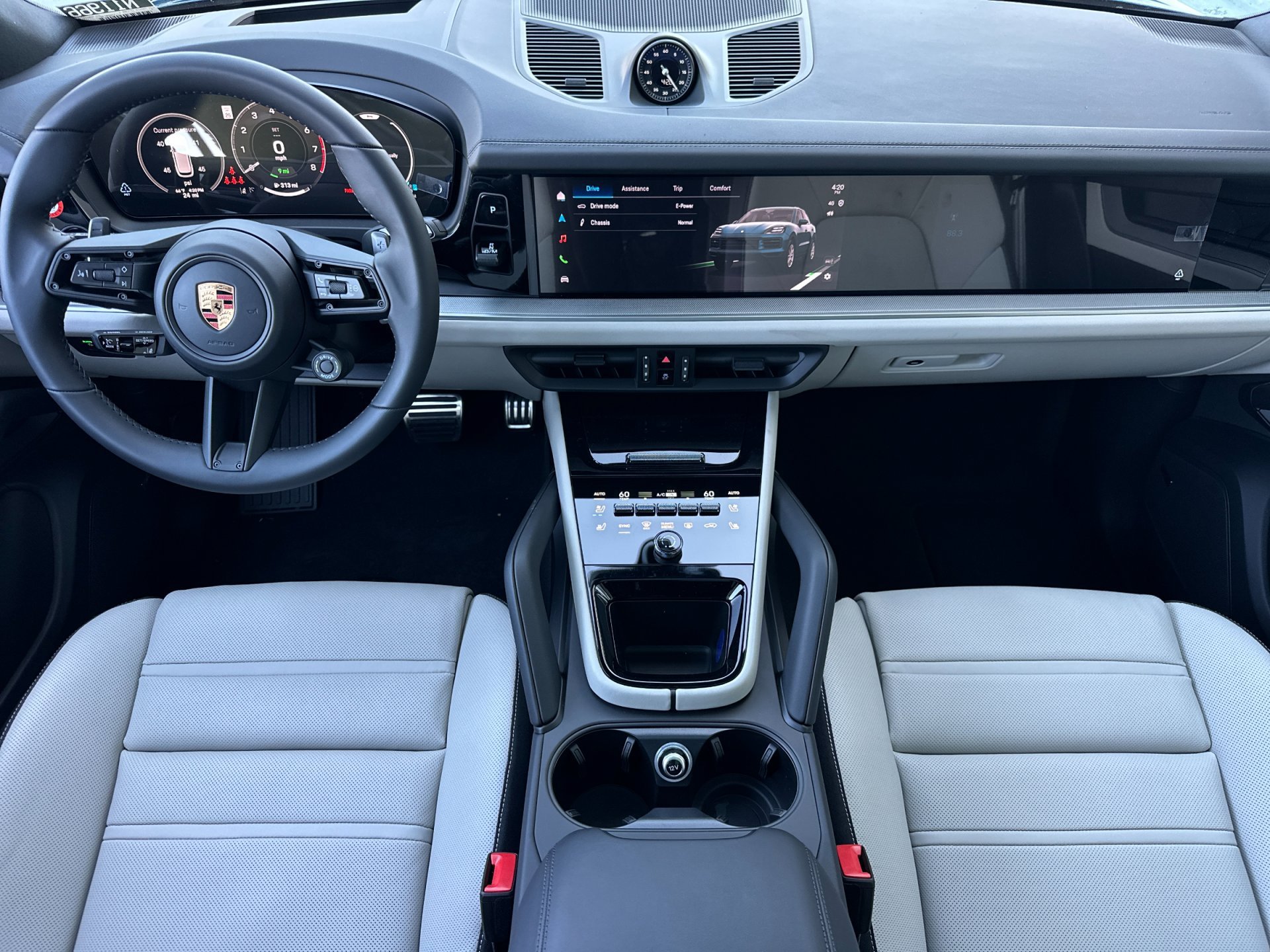 New 2026 Montego Blue Metallic Porsche E-Hybrid image 7