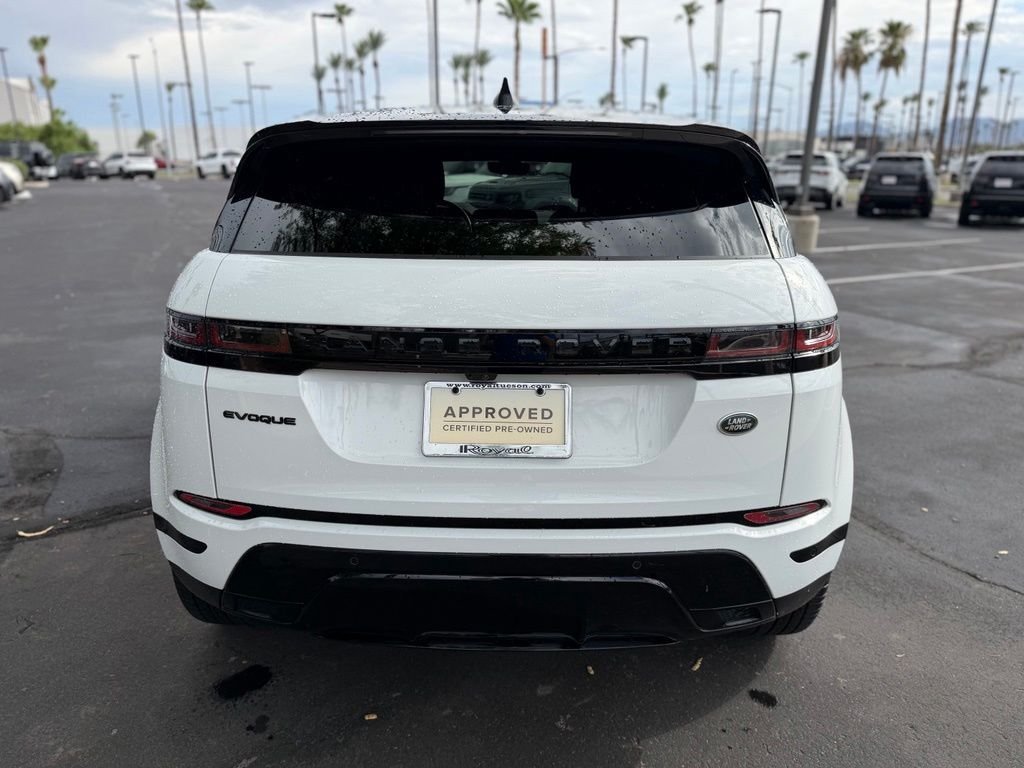 Used 2023  Land Rover R-Dynamic SE image 7