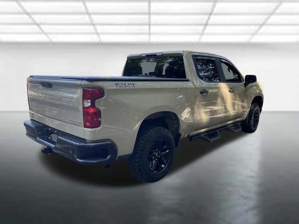 Used 2023 Sand Dune Metallic Chevrolet Custom Trail Boss image 4