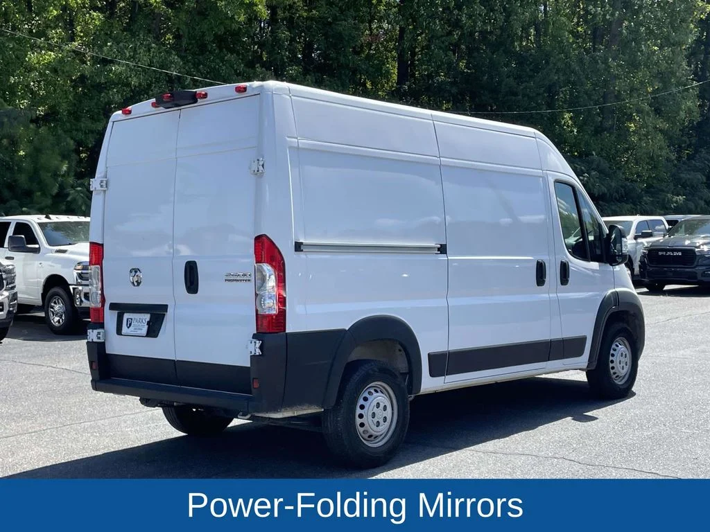 Used 2025 White Ram High Roof image 8