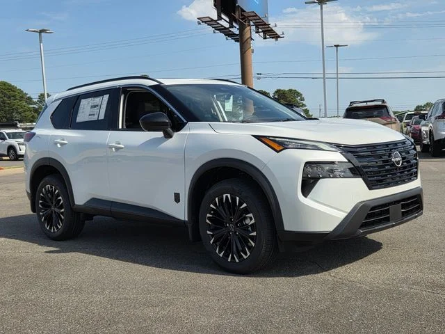 New 2026 Everest White Pearl TriCoat Nissan Dark Armor™ image 5