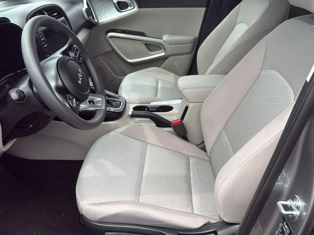 Used 2025 Silver Kia LX image 28