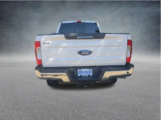 Used 2017 White Ford Lariat image 7