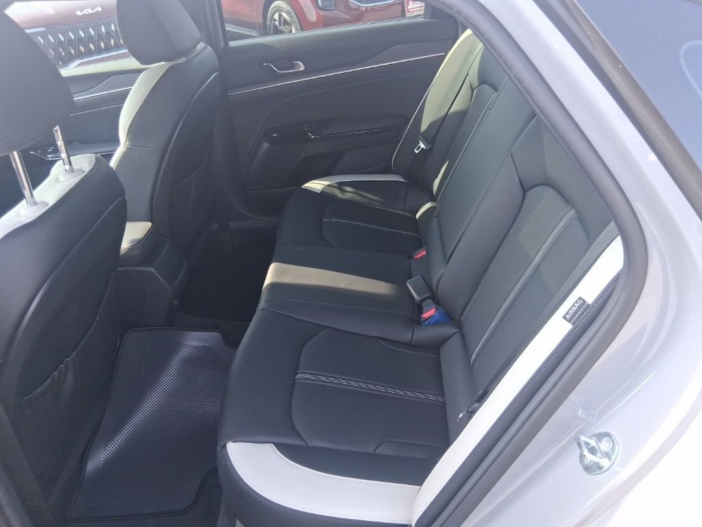 Certified Used 2025 Gray Kia GT-Line image 15