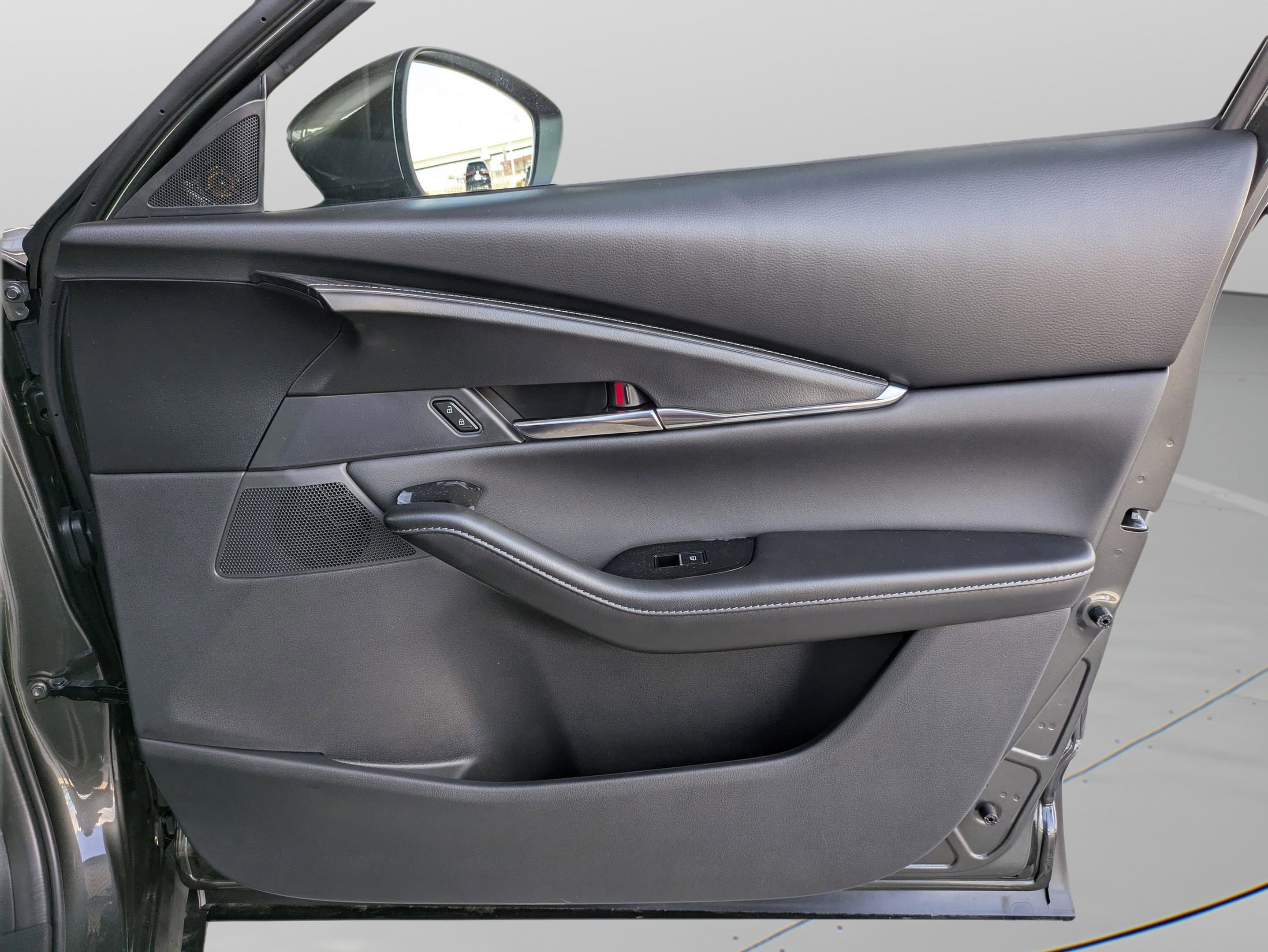 2025 Mazda CX-30 Preferred - Photo 13