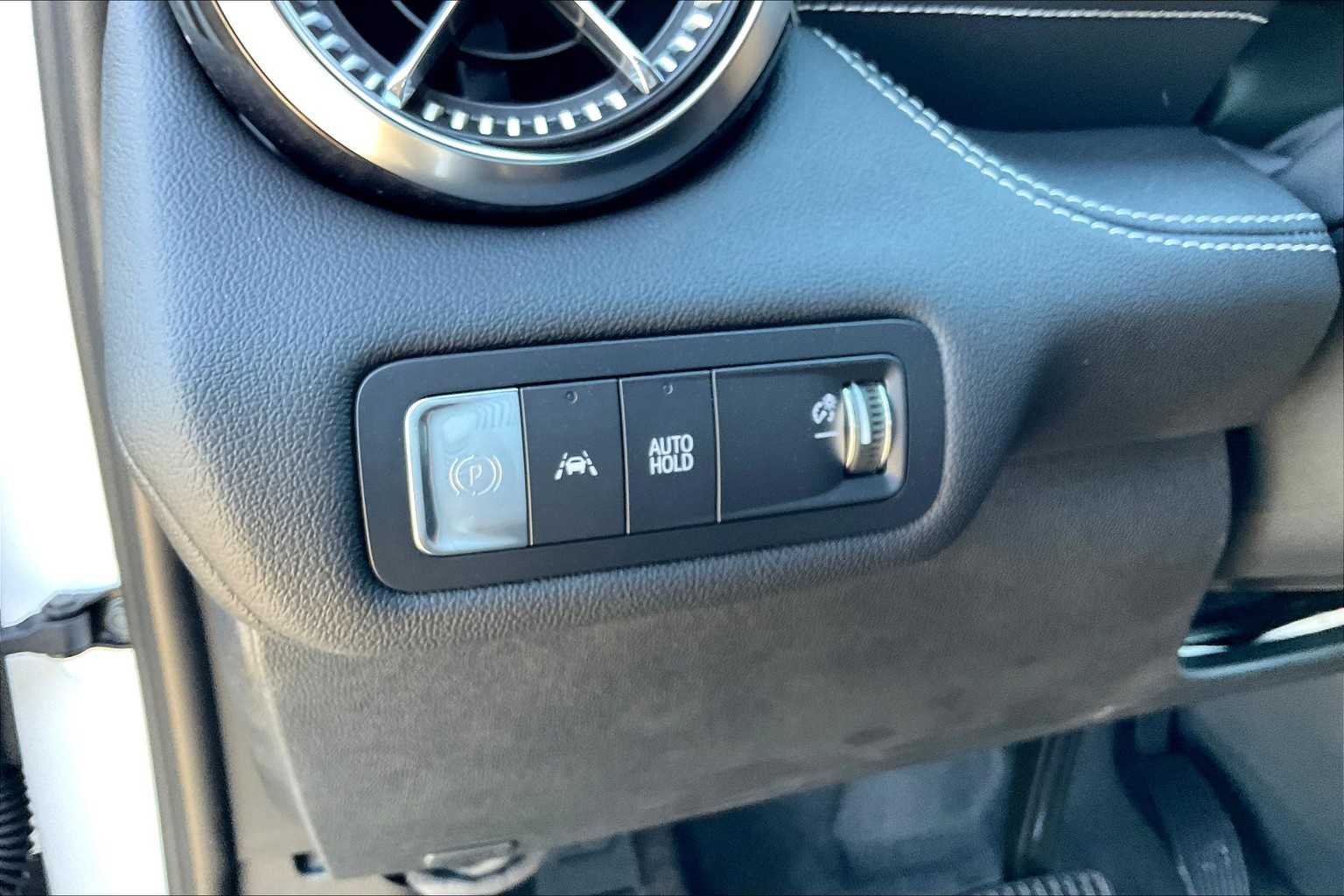 2025 Chevrolet Blazer EV LT - Photo 19