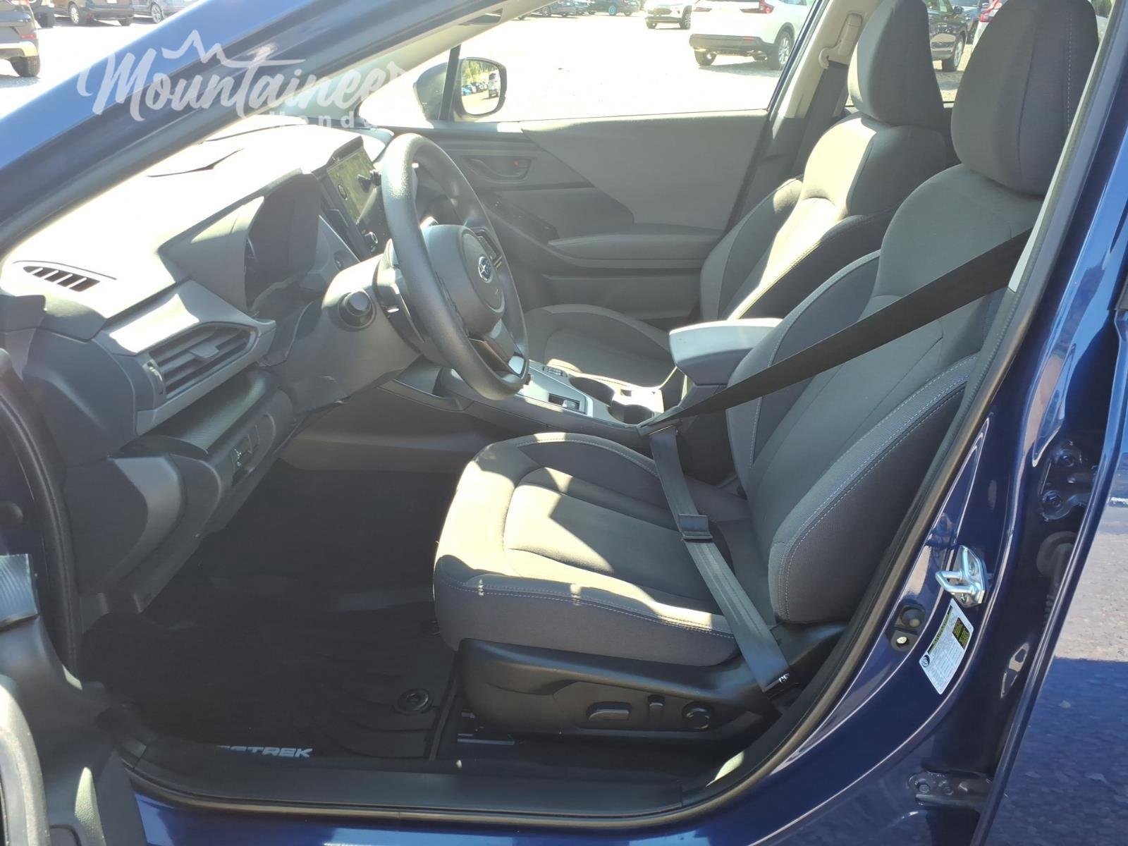 Used 2025 Sapphire Blue Pearl Subaru Premium image 14