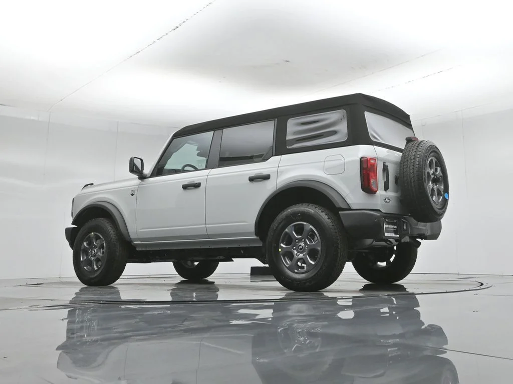 New 2026 Avalanche Gray Ford Big Bend image 48