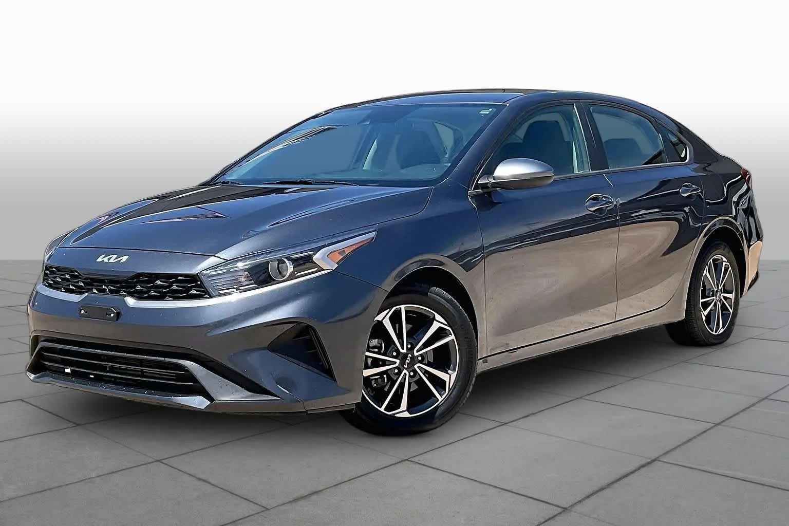 Pre-Owned 2024 Kia Forte LXS