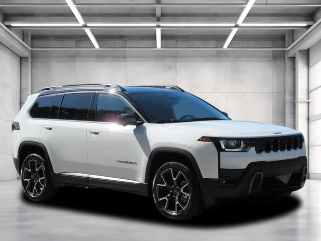 2026 Jeep Cherokee Overland