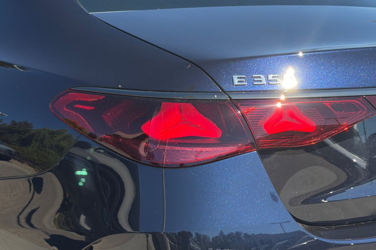 New 2027 Nautical Blue Metallic Mercedes-Benz E 350 image 14