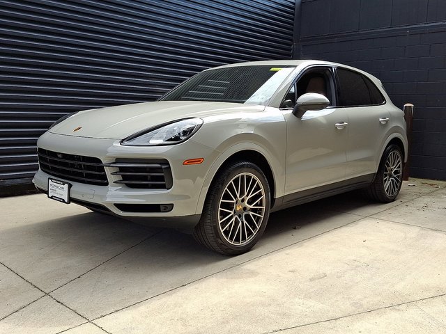 2023 Porsche Cayenne Platinum Edition