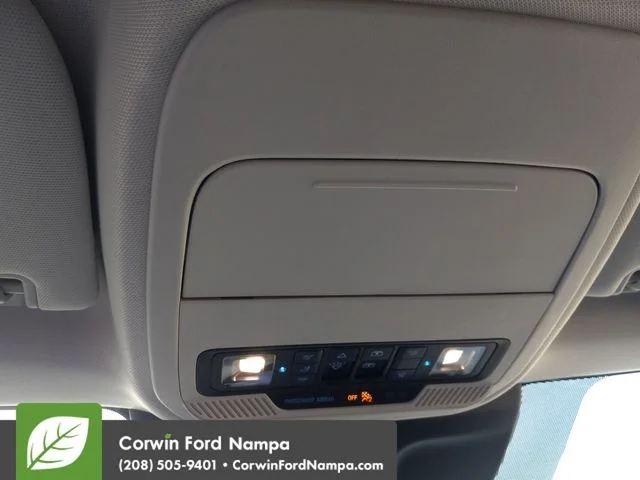 New 2026 Oxford White Ford Platinum image 21