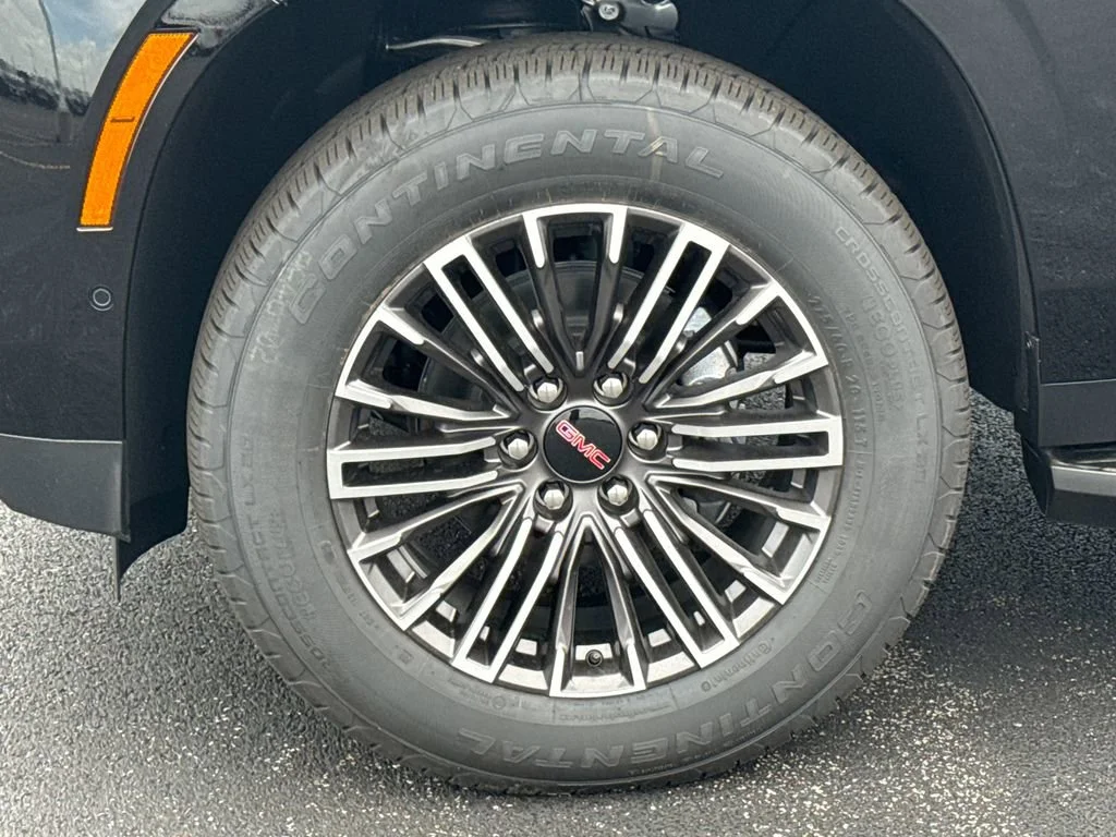 New 2026 Onyx Black GMC Elevation image 12