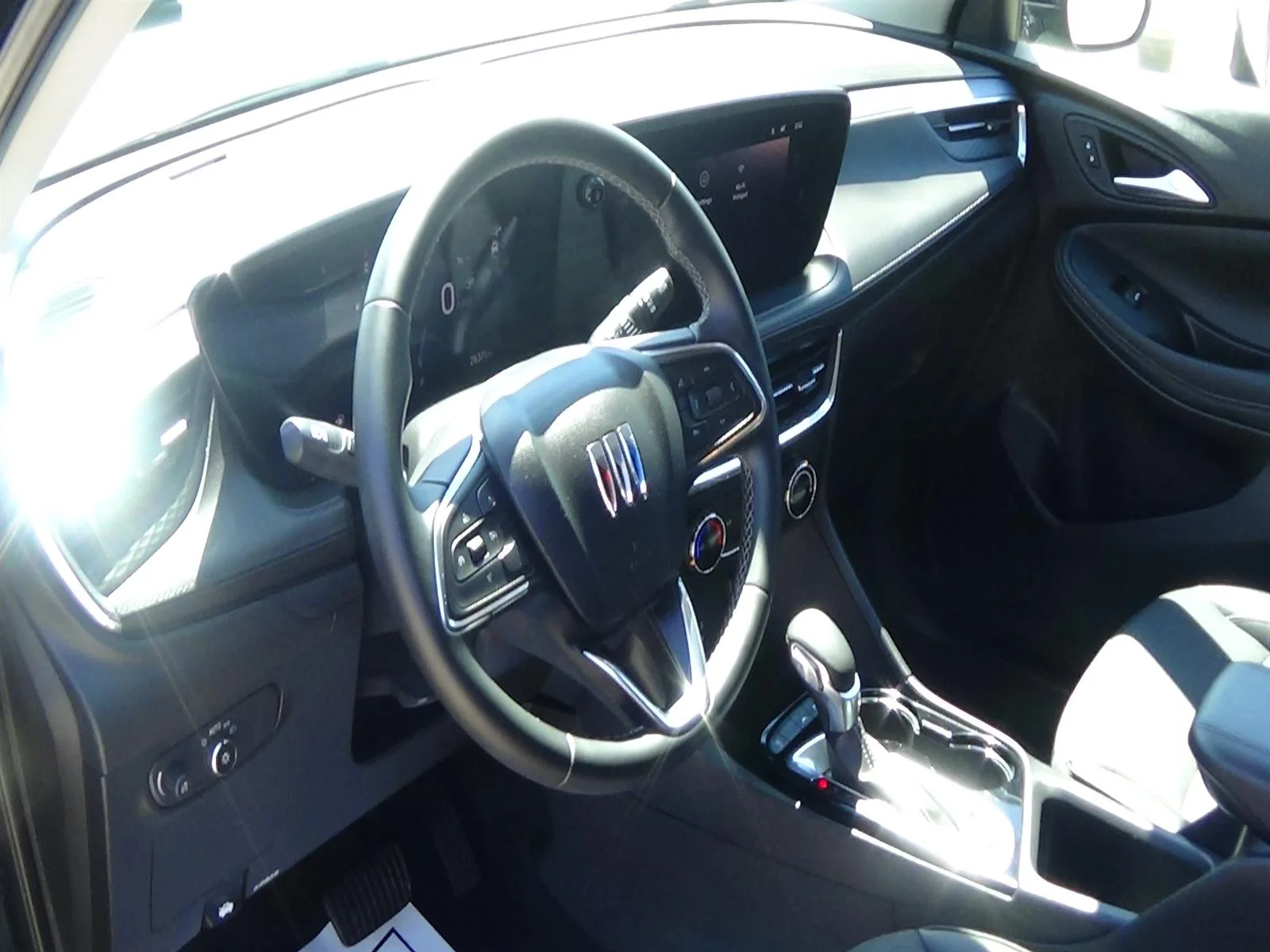 Used 2025 Ebony Twilight Metallic (gb0) Buick Preferred image 16