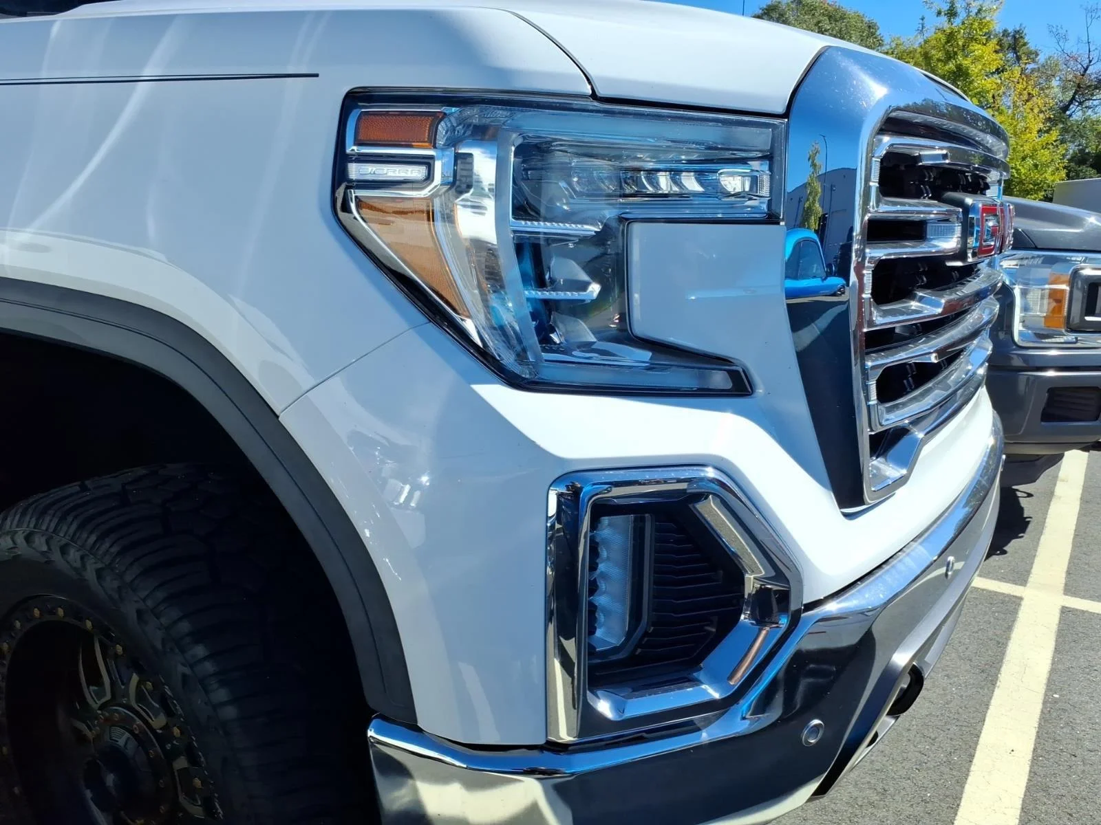 Used 2020 Summit White GMC SLT image 7