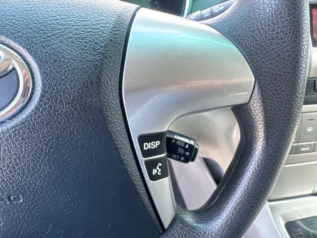 Used 2011 Silver Toyota Base image 23