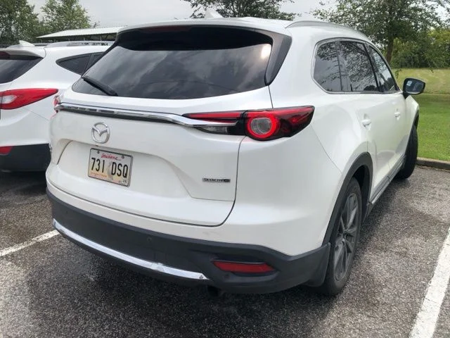 Used 2020 White Mazda Signature image 3