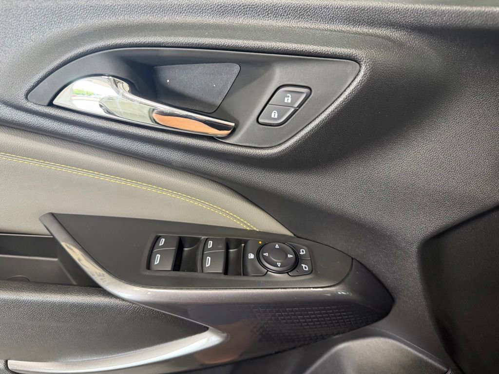 New 2026 Cacti Green Chevrolet ACTIV image 10