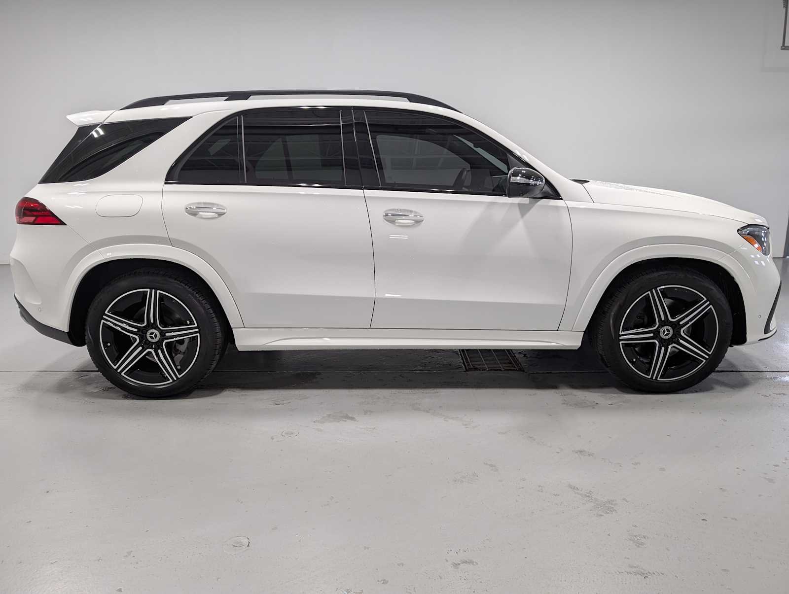 Certified Used 2025 Polar White Mercedes-Benz GLE 350 image 7