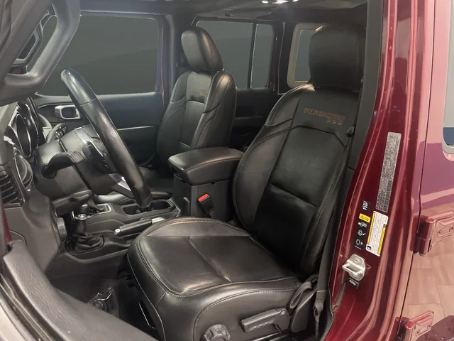 Used 2021 Snazzberry Pearlcoat Jeep Unlimited Rubicon 392 image 4
