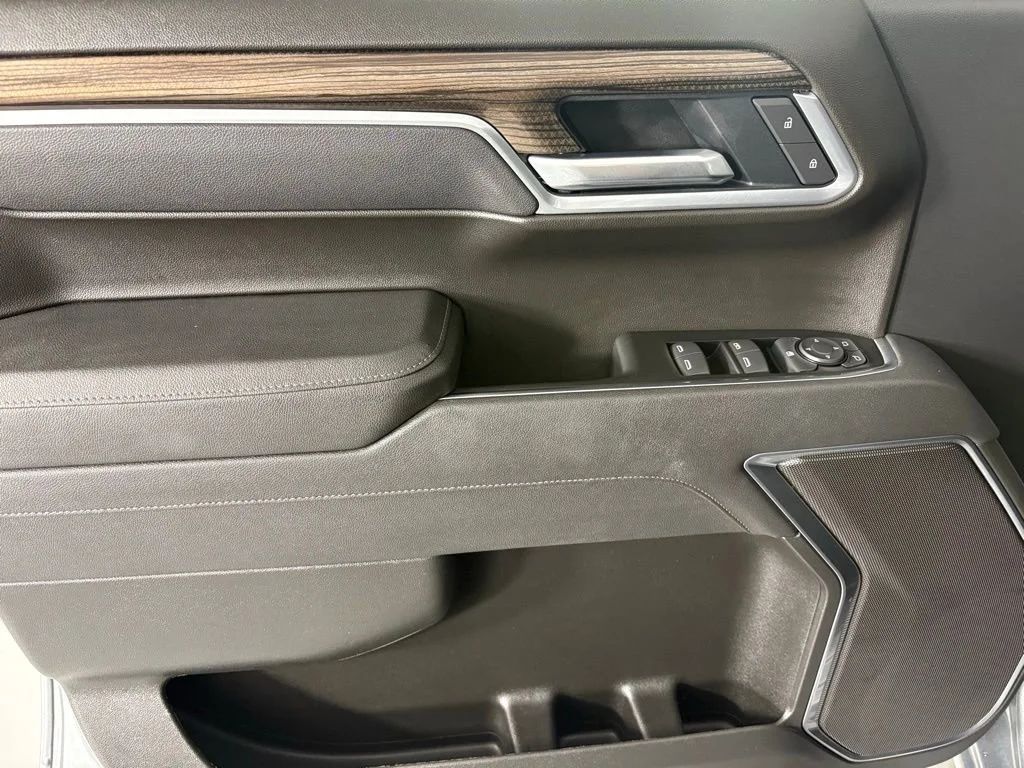 Used 2026 Sterling Gray Metallic Chevrolet RST image 24