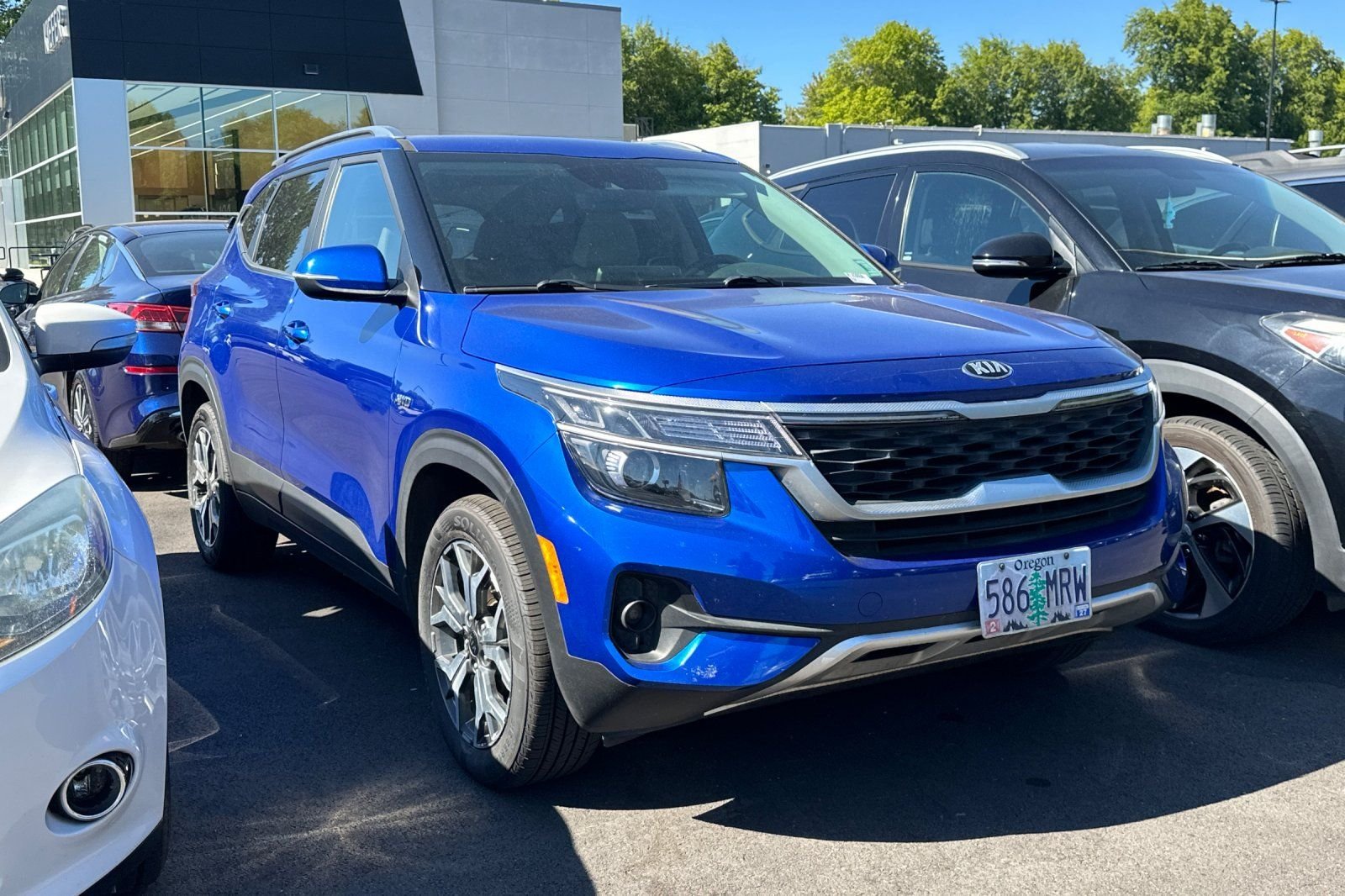Certified Used 2021 Blue Kia EX image 2