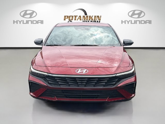 Used 2026 Red Hyundai SEL Sport image 3
