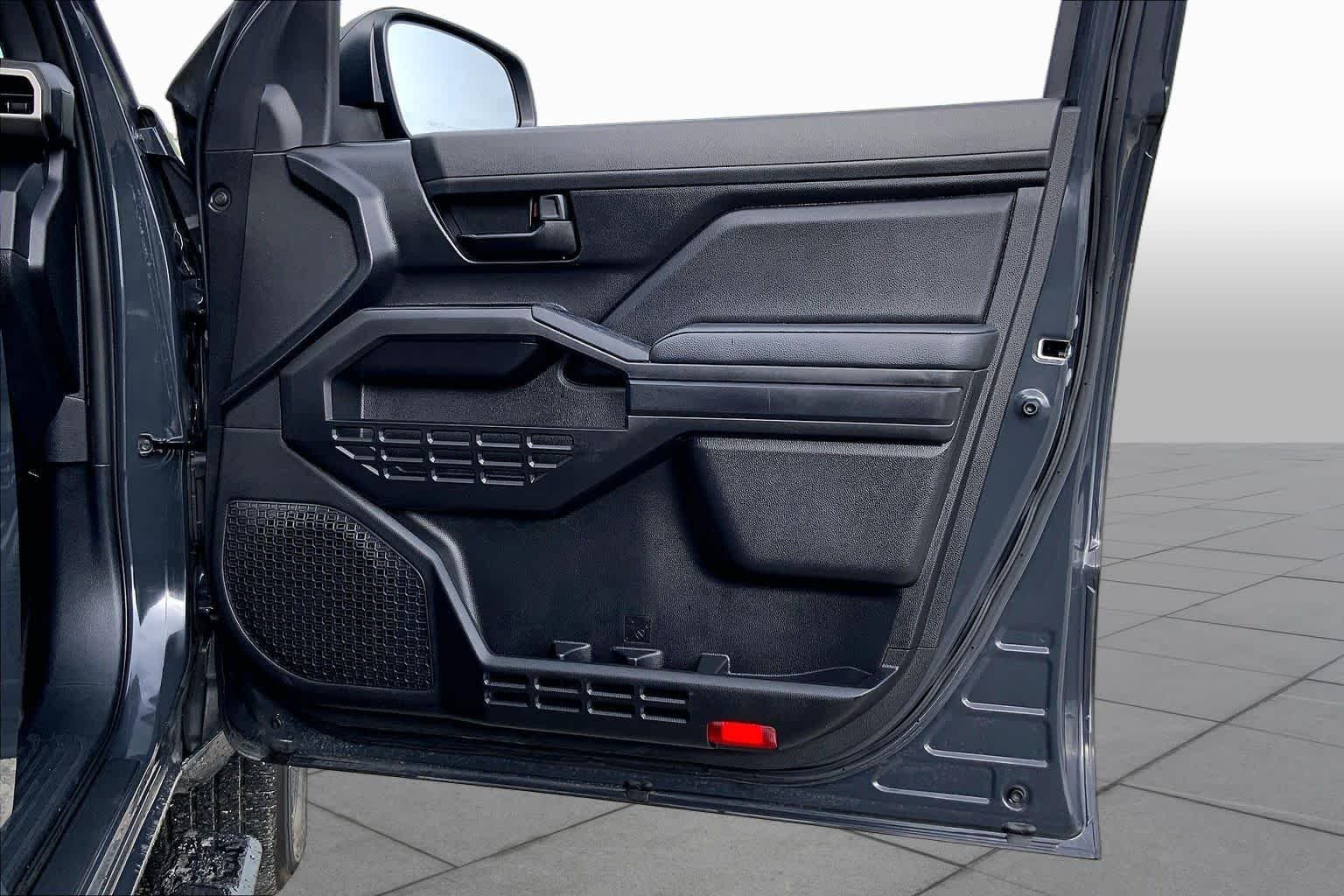 Used 2025 Underground Toyota SR image 22