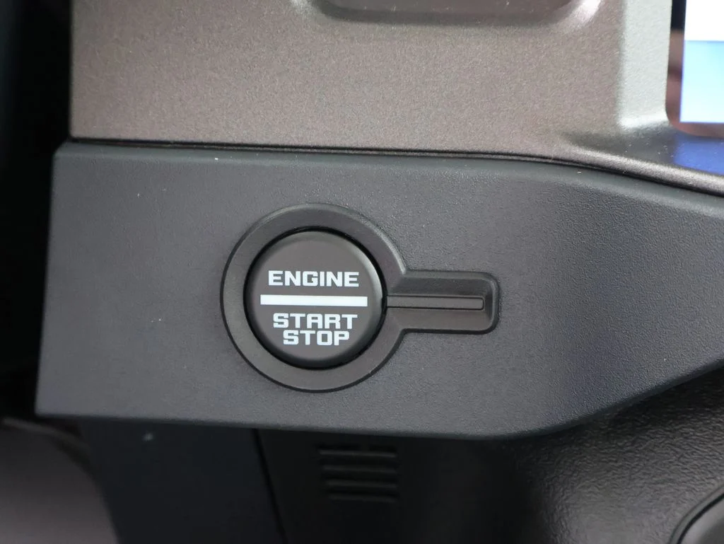 New 2026 Avalanche Gray Ford Badlands® image 31