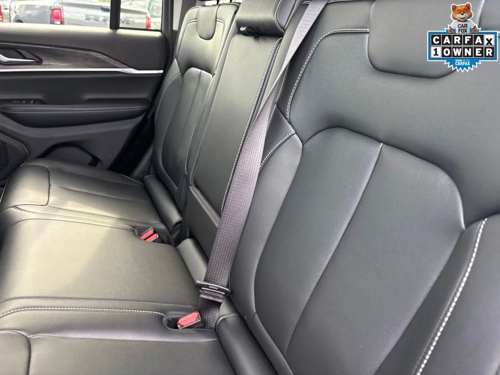 Used 2023 Black Jeep Limited image 32