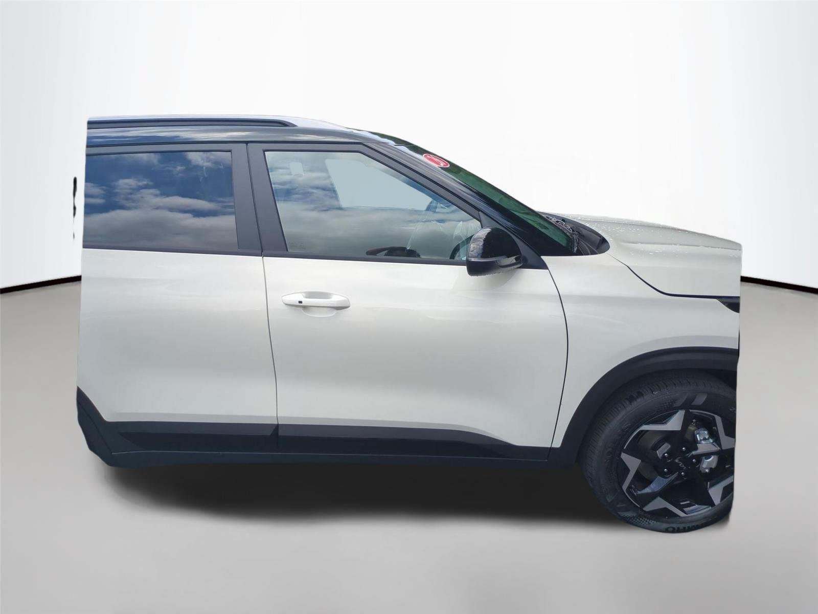 New 2026 Clear White/Black Roof Kia S image 36