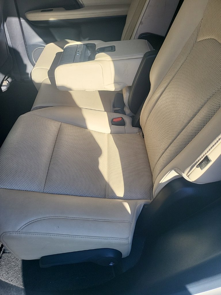 Used 2021 White Lexus 350L image 11