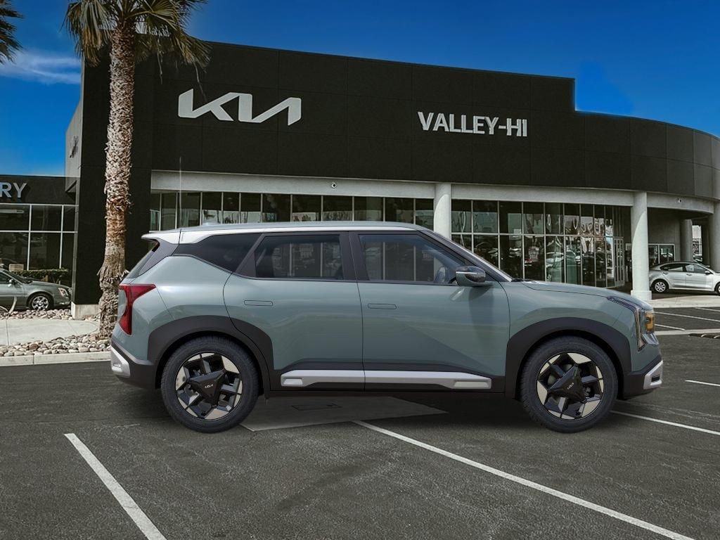 New 2027 Iceberg Green Kia S image 8