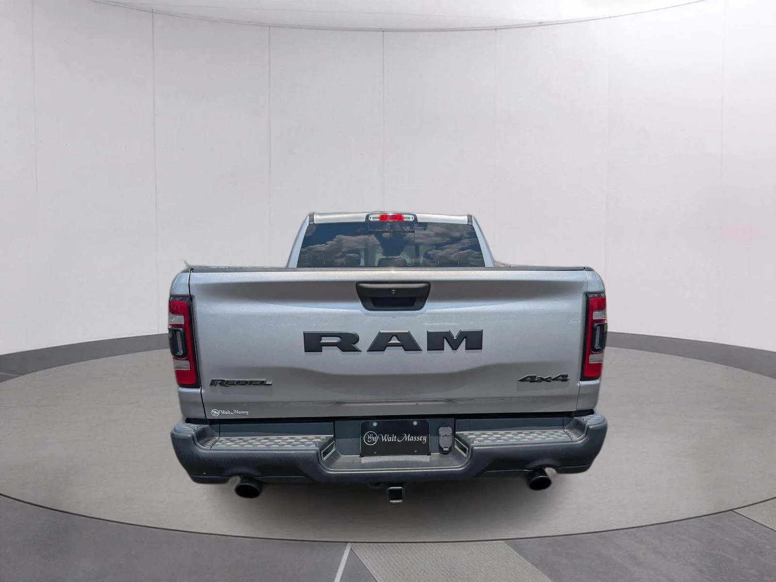 Used 2022 Billet Silver Metallic Clearcoat Ram Rebel image 4