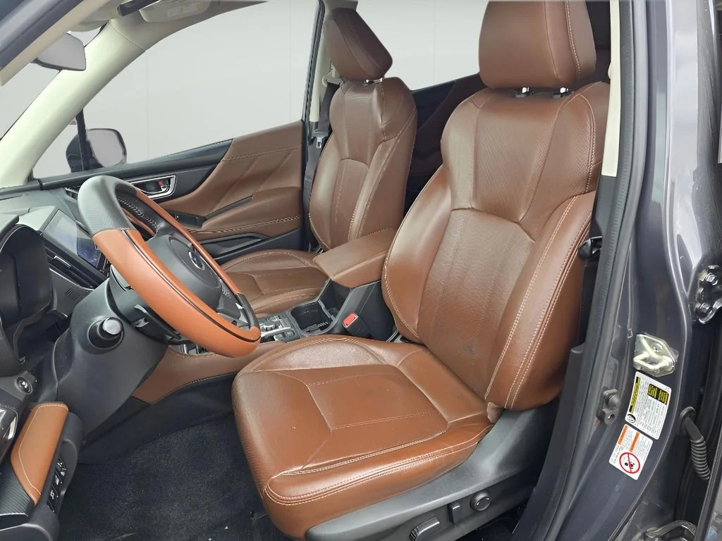 Used 2020 Magnetite Gray Metallic Subaru Touring image 10