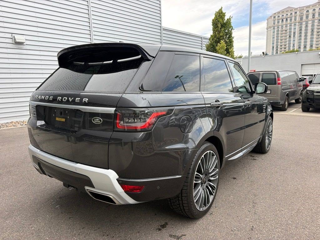 Used 2021 Carpathian Gray Premium Metallic Land Rover Autobiography image 6