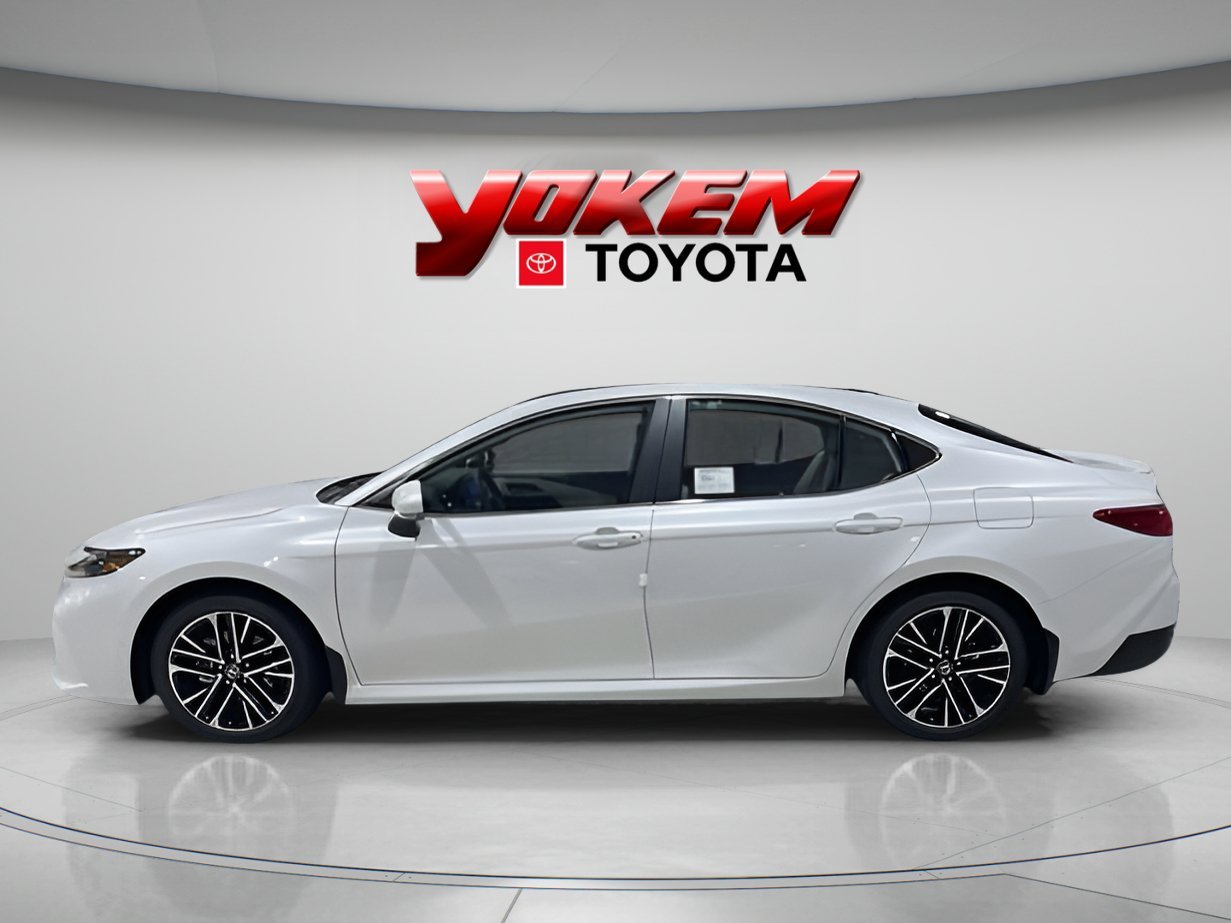 Used 2025 White Toyota XLE image 2