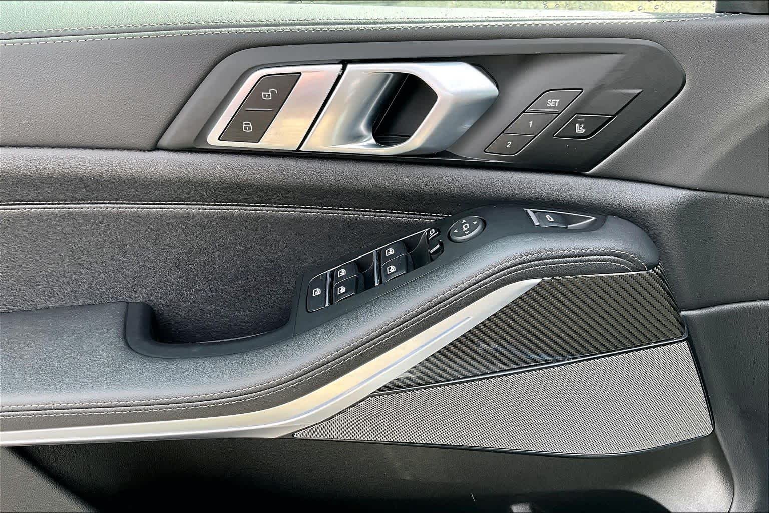 Used 2026 Brooklyn Grey Metallic BMW M60i image 10