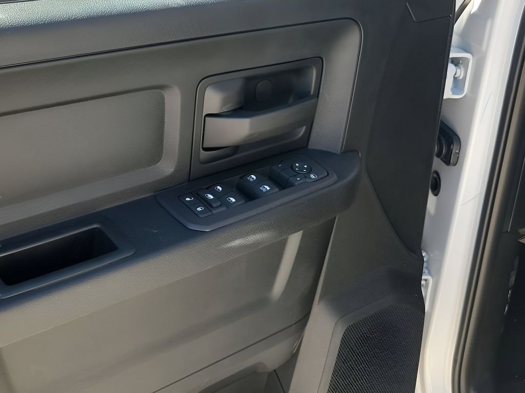 2026 RAM 3500 Tradesman - Photo 44