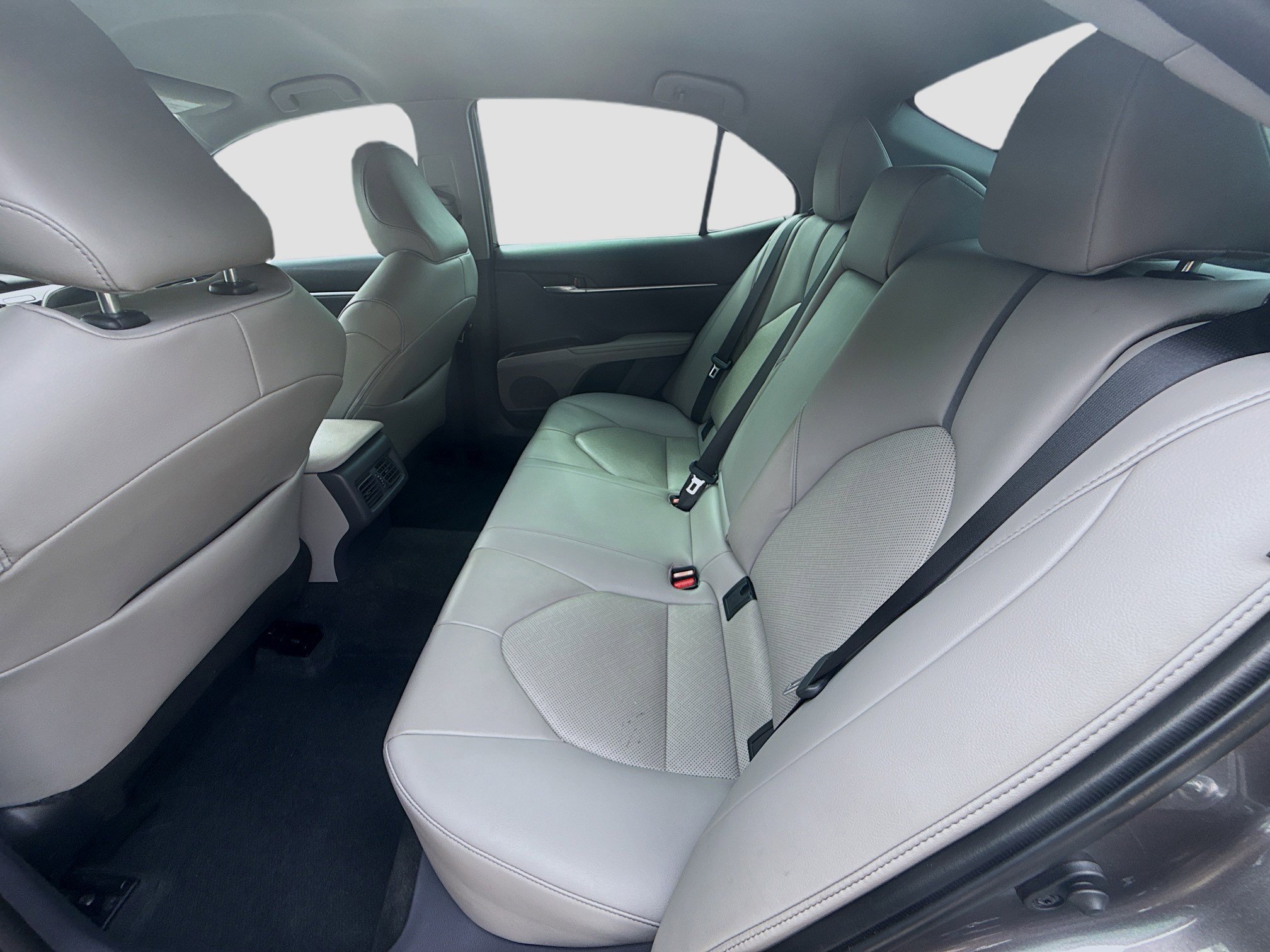Used 2023 Predawn Gray Mica Toyota XLE image 20