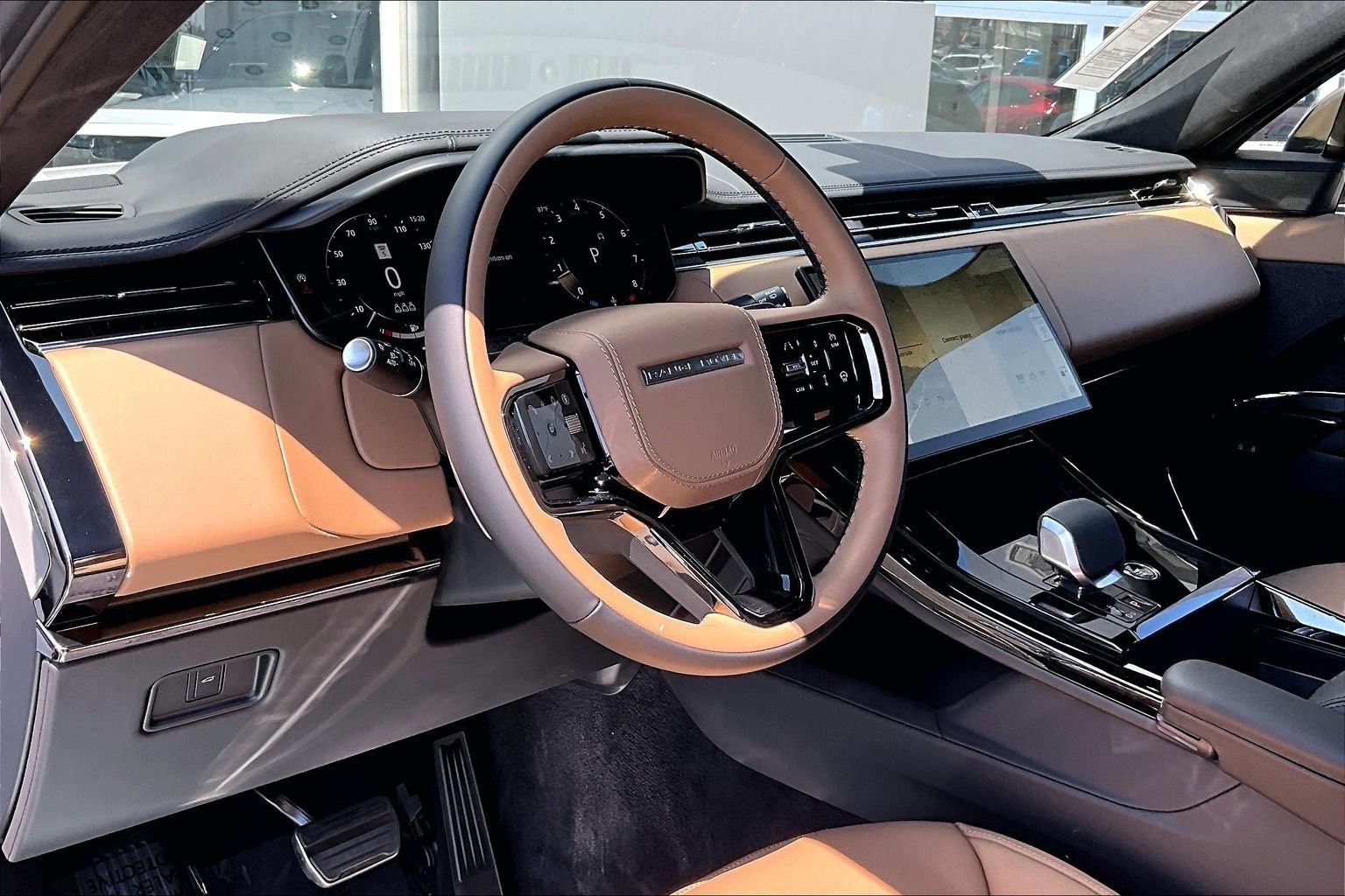 New 2026 Ostuni Pearl White Land Rover Autobiography image 6