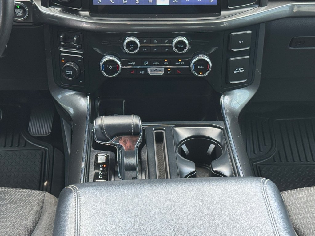 Used 2023 Agate Black Metallic Ford XLT image 12