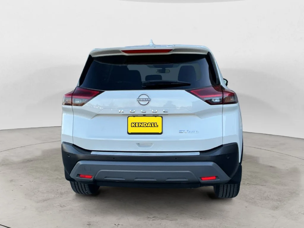 Used 2023 White Nissan SV image 10
