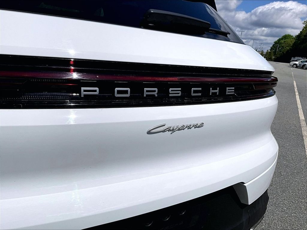 Used 2024 White Porsche Base image 29
