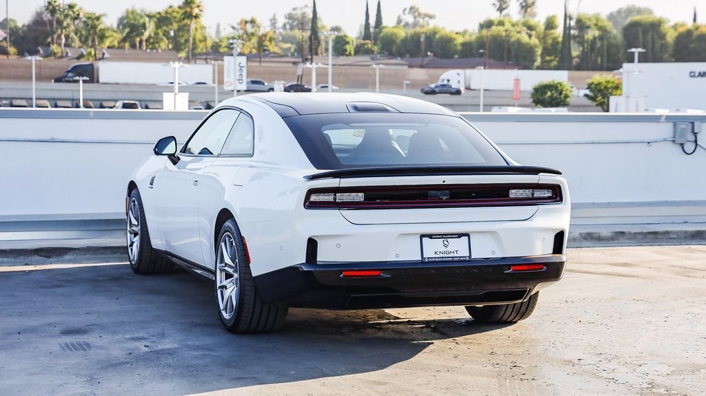2024 Dodge Charger Daytona Scat Pack - Photo 7