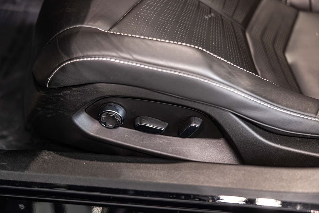 Used 2025 Black Chevrolet E-Ray image 22