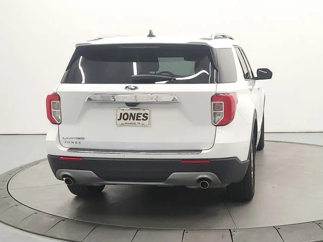 Used 2023 White Ford Limited image 7
