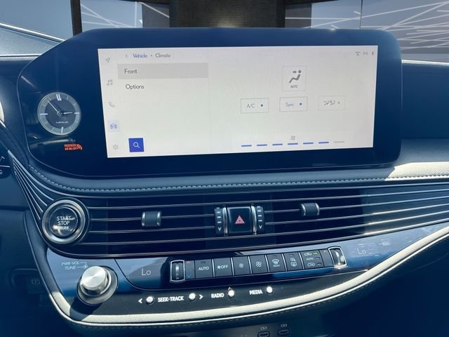 Used 2023 White Lexus 500 Base image 23